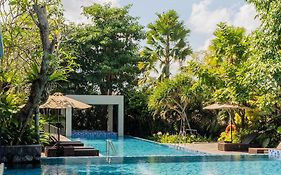 Royal Kamuela Villas & Suites At Monkey Forest Ubud Exterior photo