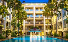 Aston Kuta Hotel And Residence Exterior photo