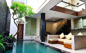 Villa Tentrem Legian Room photo