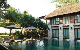 The Sandi Phala Beach Resort And Ma Joly Restaurant Kuta  Exterior photo